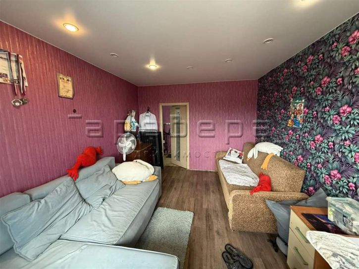 2-комн квартира Комбайностроителей, 7