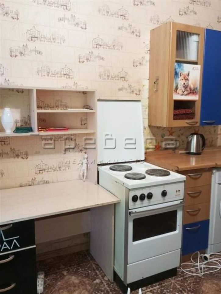 Комната 26 Бакинских Комиссаров, 25