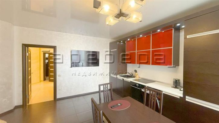 2-комн квартира Авиаторов, 41
