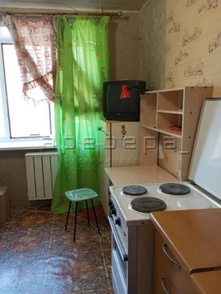 Комната 26 Бакинских Комиссаров, 25