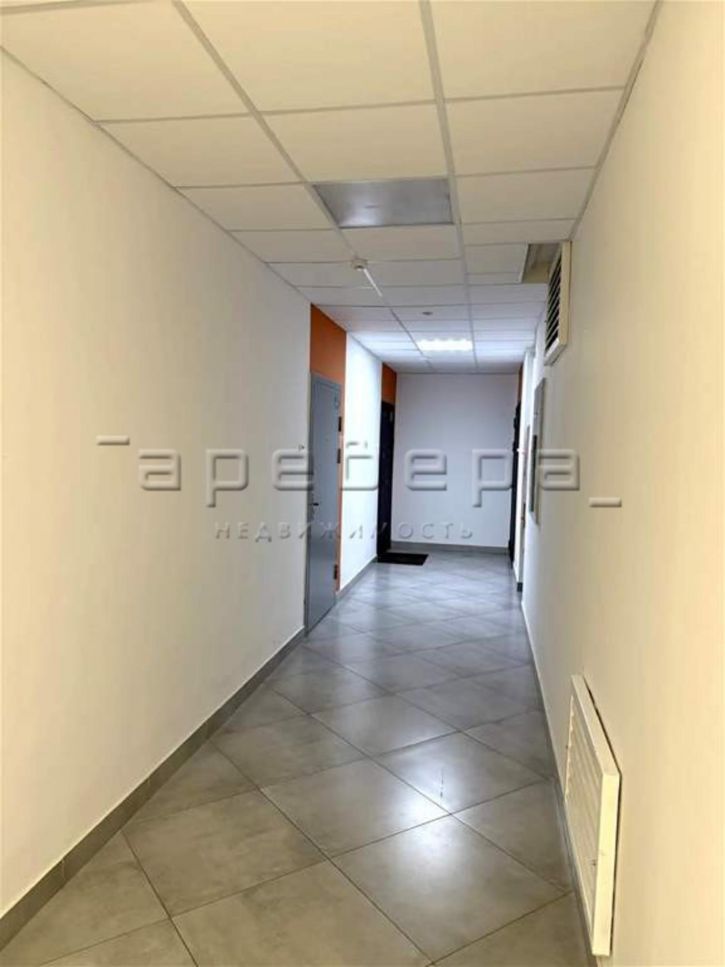 3-комн квартира Петра Ломако, 1