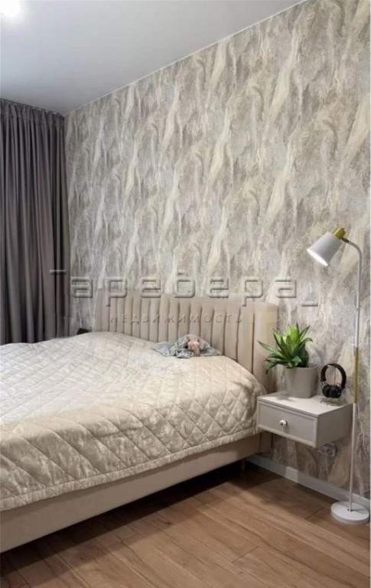 2-комн квартира Партизана Железняка, 19в