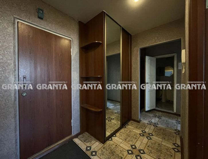 2-комн квартира ул Весны, 5