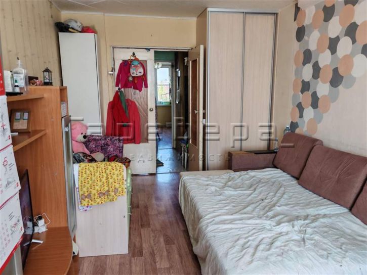 3-комн квартира Металлургов, 1д