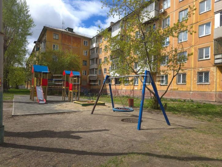 2-комн квартира Семафорная, 209