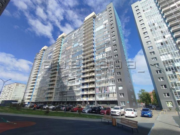 1-комн квартира Александра Матросова, 32