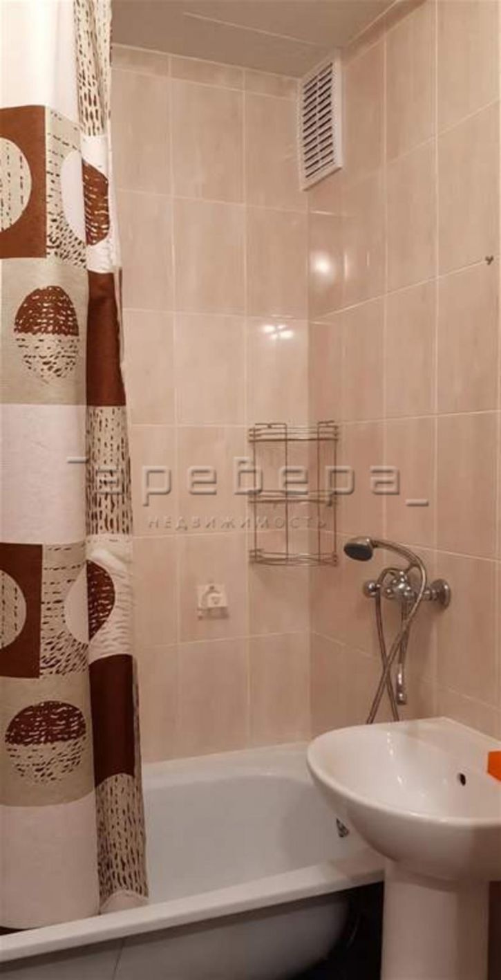 1-комн квартира Партизана Железняка, 55