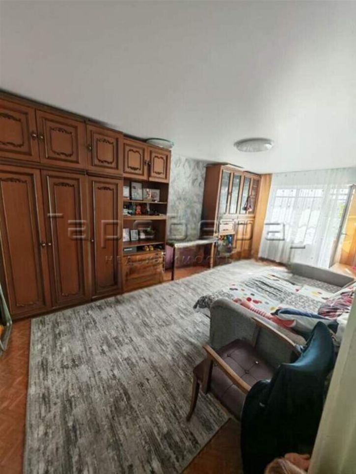 3-комн квартира Александра Матросова, 18