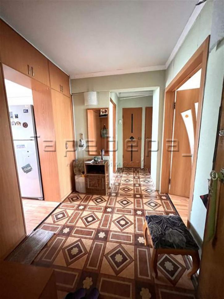 3-комн квартира Щорса, 73