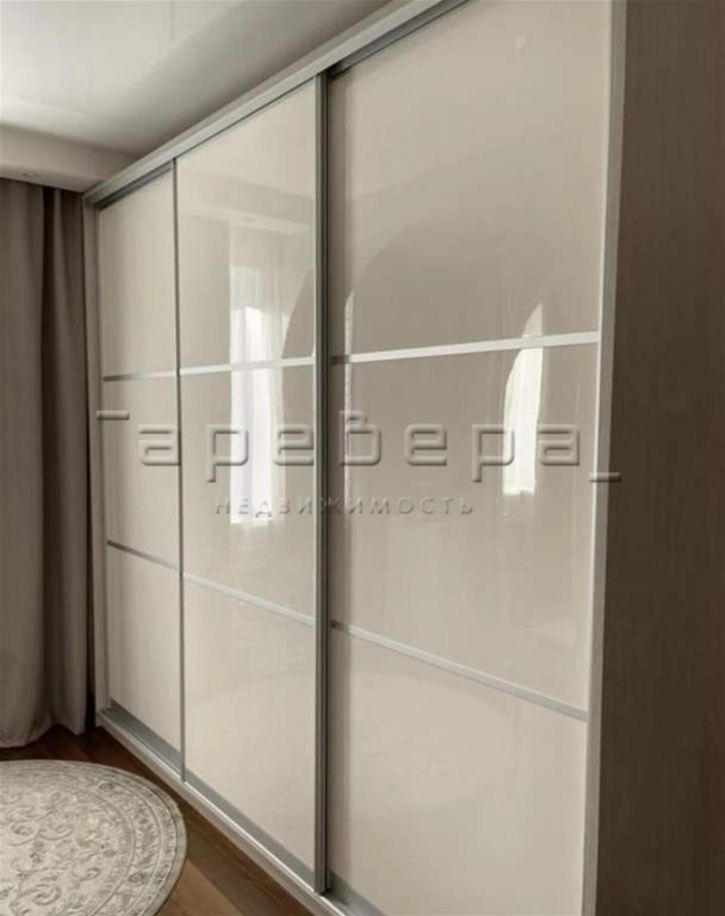 3-комн квартира Молокова, 23