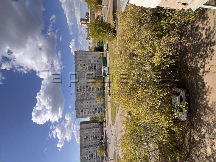 3-комн квартира Щорса, 73