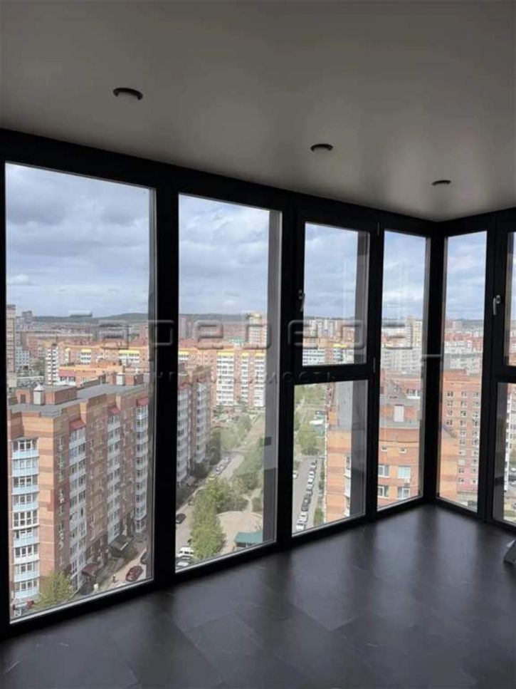 3-комн квартира Авиаторов, 38