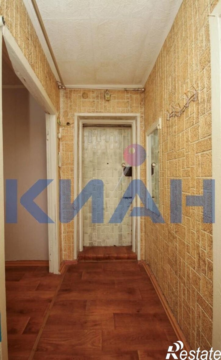 3-комн квартира Попова ул., 16