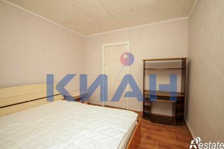 3-комн квартира Попова ул., 16