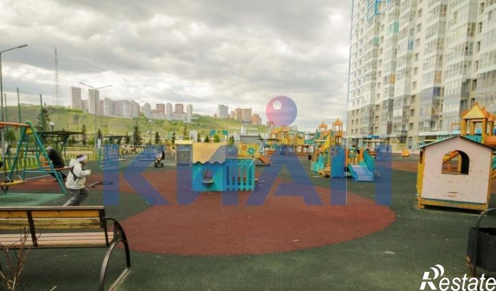 3-комн квартира Лесников ул., 25