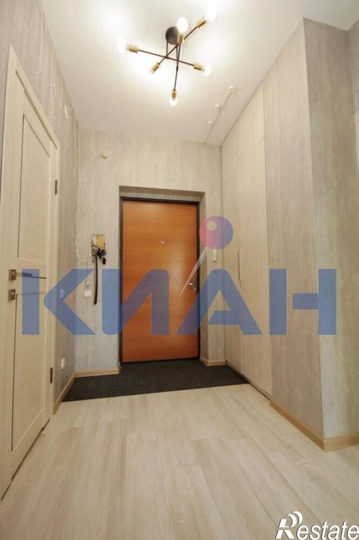 3-комн квартира Лесников ул., 25
