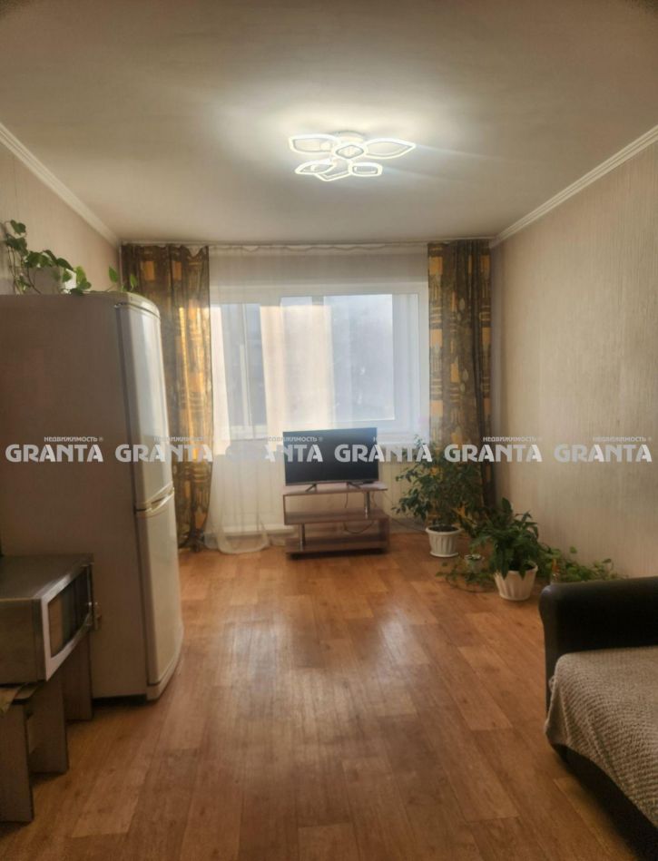 3-комн квартира ул Волжская, 17