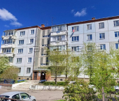 3-комн, 72кв м, этаж 1/5 Ботаническая, 1а