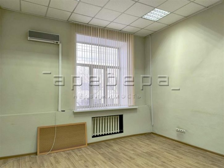 Офис Маерчака улица, 8