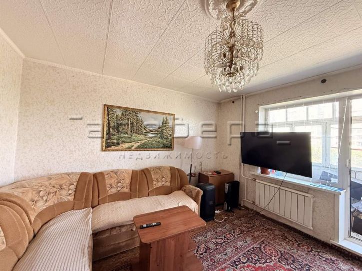2-комн квартира Металлургов, 51