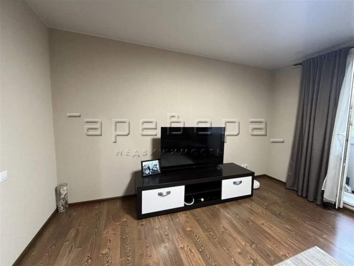 4-комн квартира Мате Залки, 6