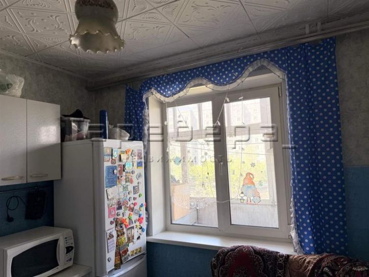 2-комн квартира Металлургов, 51