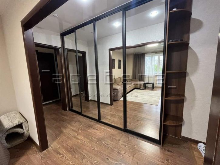 4-комн квартира Мате Залки, 6