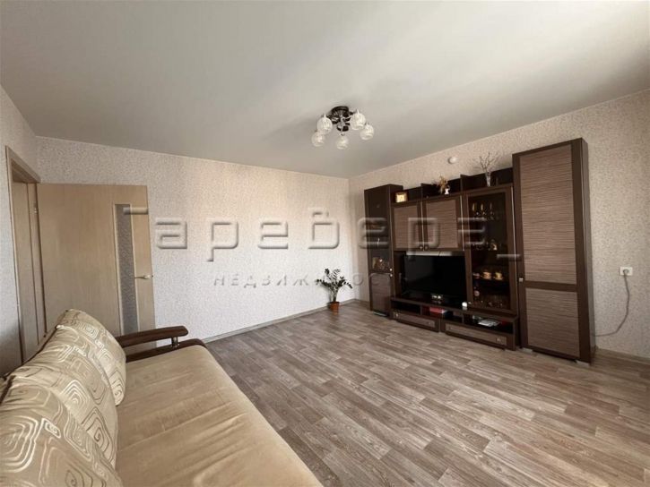 3-комн квартира Елены Стасовой, 48е