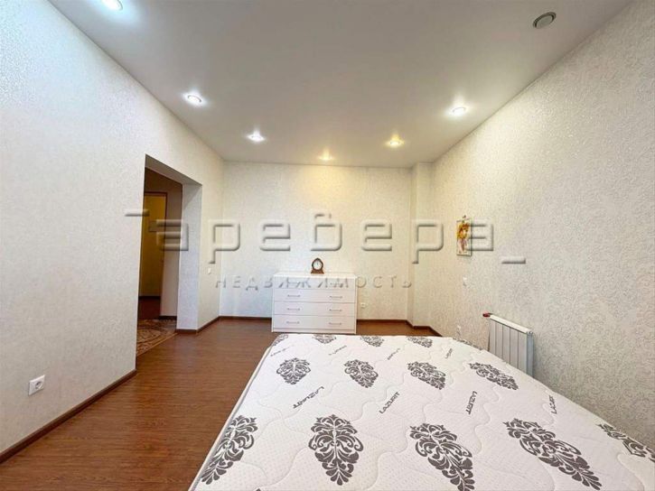 2-комн квартира Батурина, 30/4