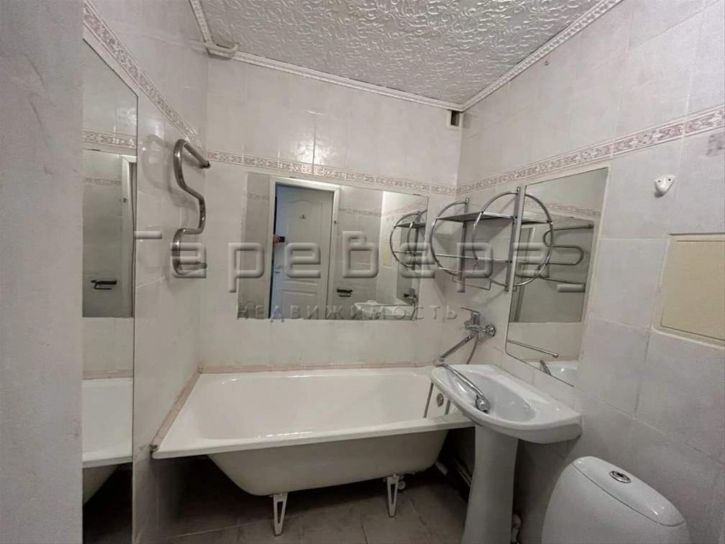 1-комн квартира Юности, 25