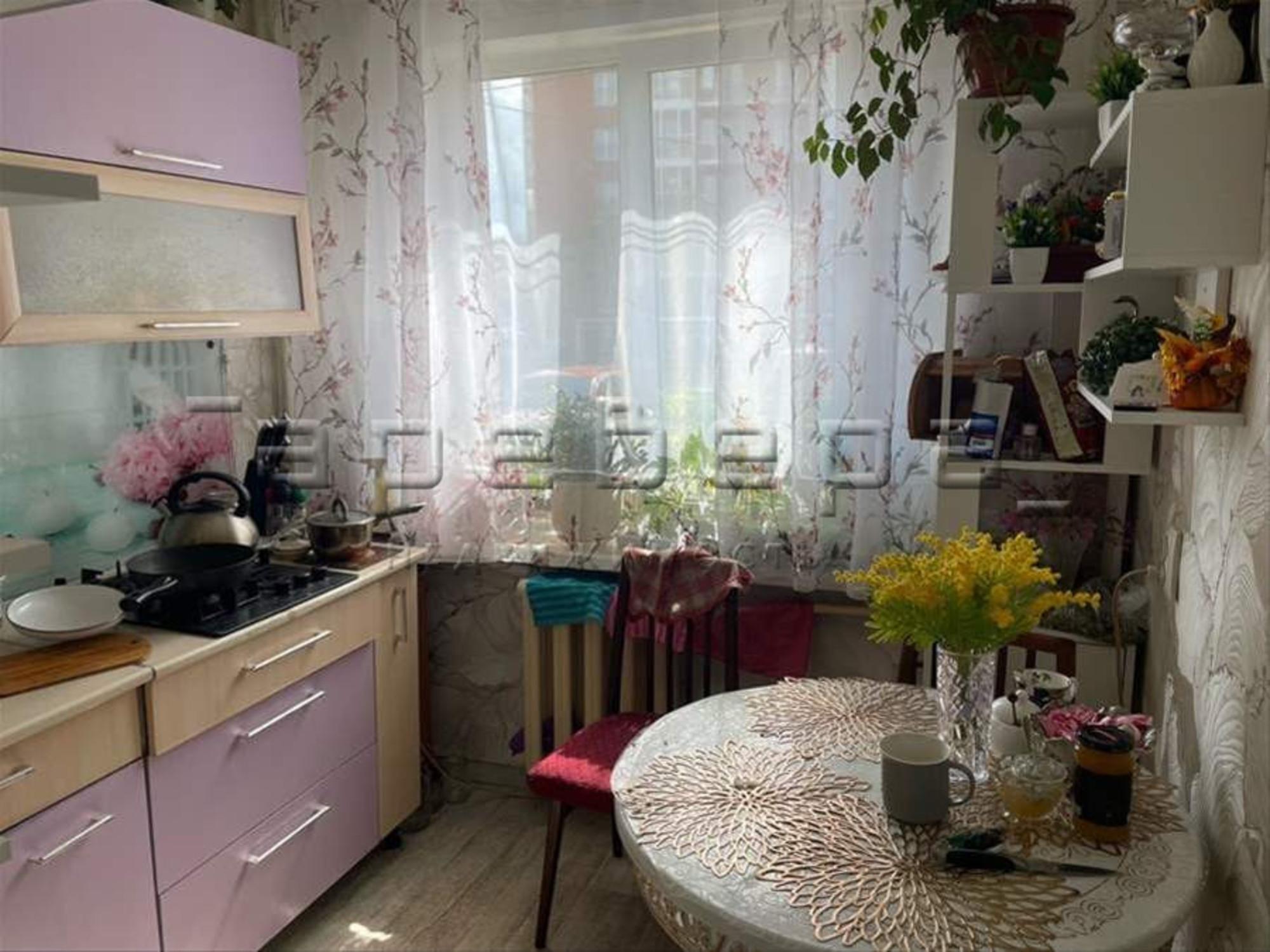 Купить квартиру за 5 800 000 рублей на Калинина, 47а