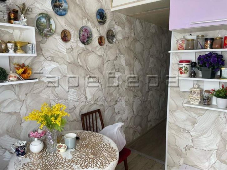 3-комн квартира Калинина, 47а