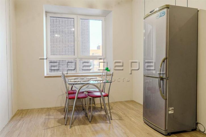 3-комн квартира Ладо Кецховели, 27