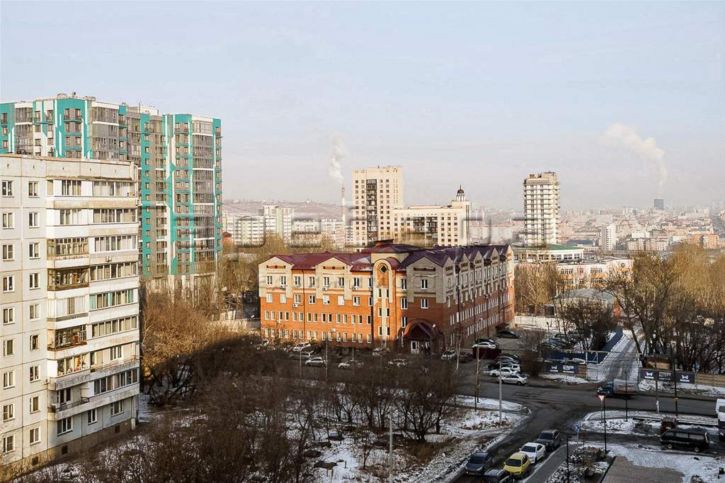 3-комн квартира Ладо Кецховели, 27