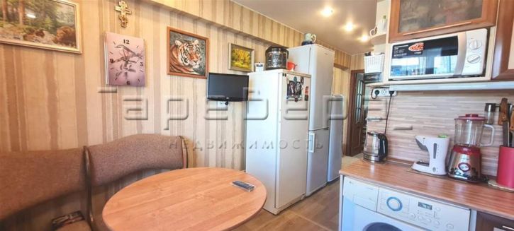 2-комн квартира Железнодорожников, 20б