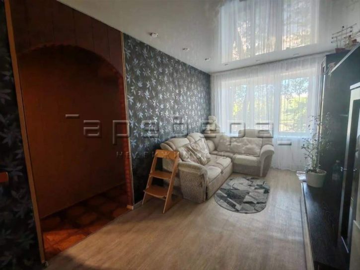 2-комн квартира им. газеты Красноярский Рабочий, 49
