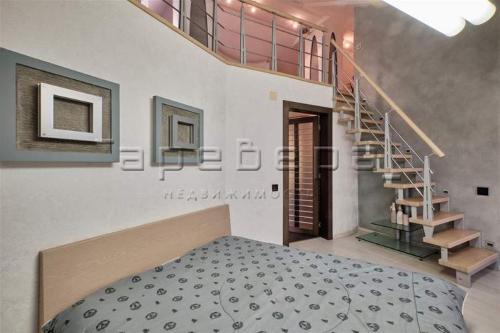 4-комн квартира Горького, 5