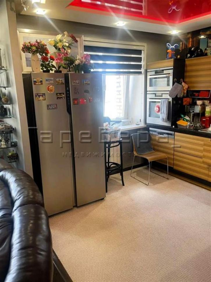 3-комн квартира Молокова, 23