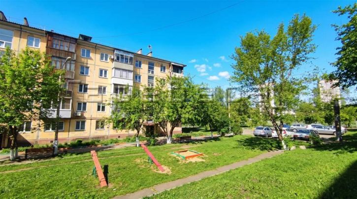2-комн квартира Амурская, 10