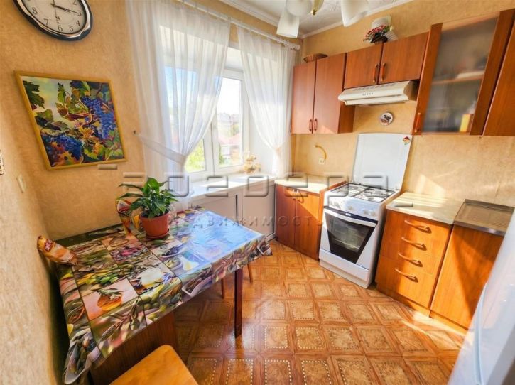 3-комн квартира Бограда, 108