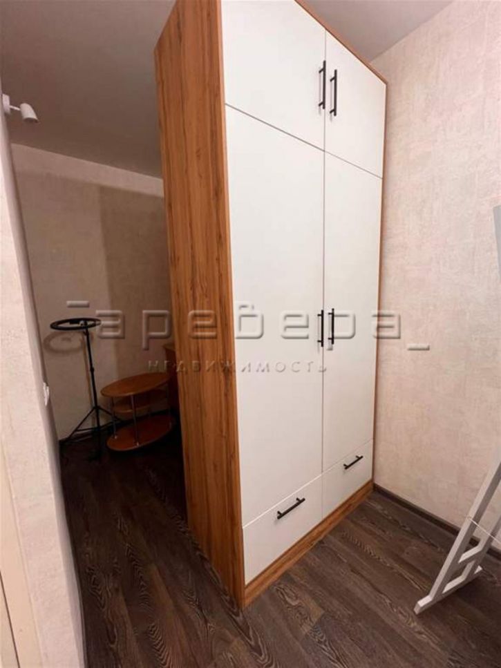 1-комн квартира Авиаторов, 68