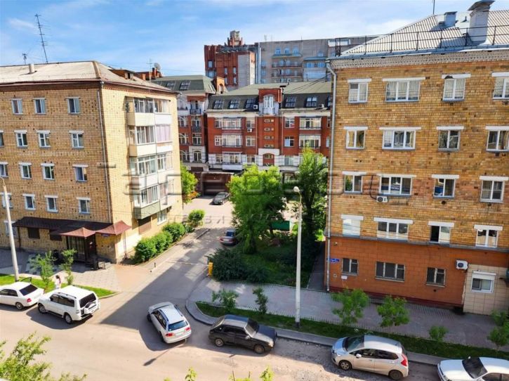 3-комн квартира Бограда, 108