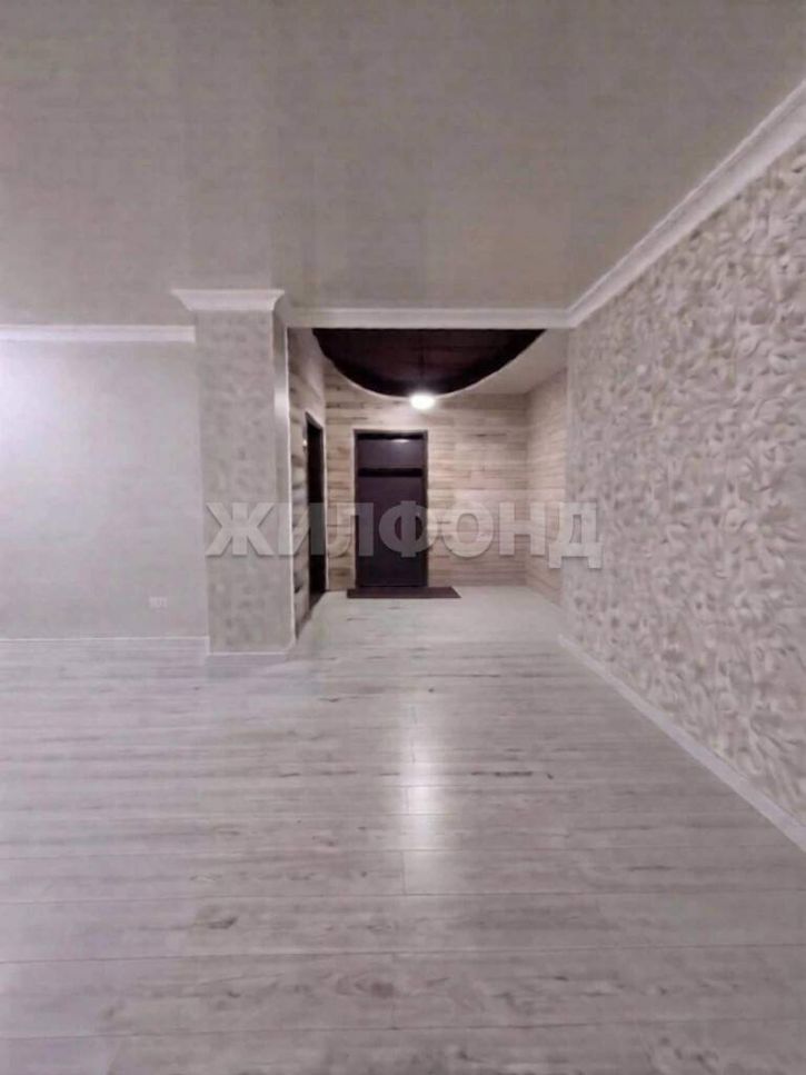 3-комн квартира Авиаторов улица, д.39