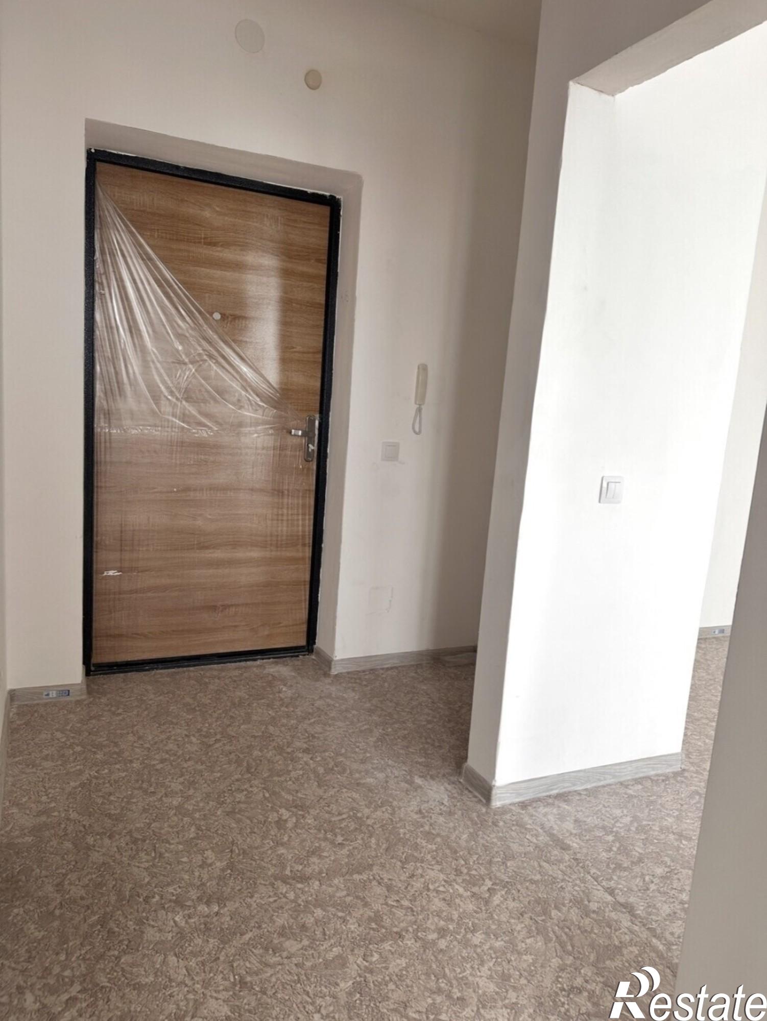 Купить квартиру за 5 913 600 рублей на Лесников ул., 51