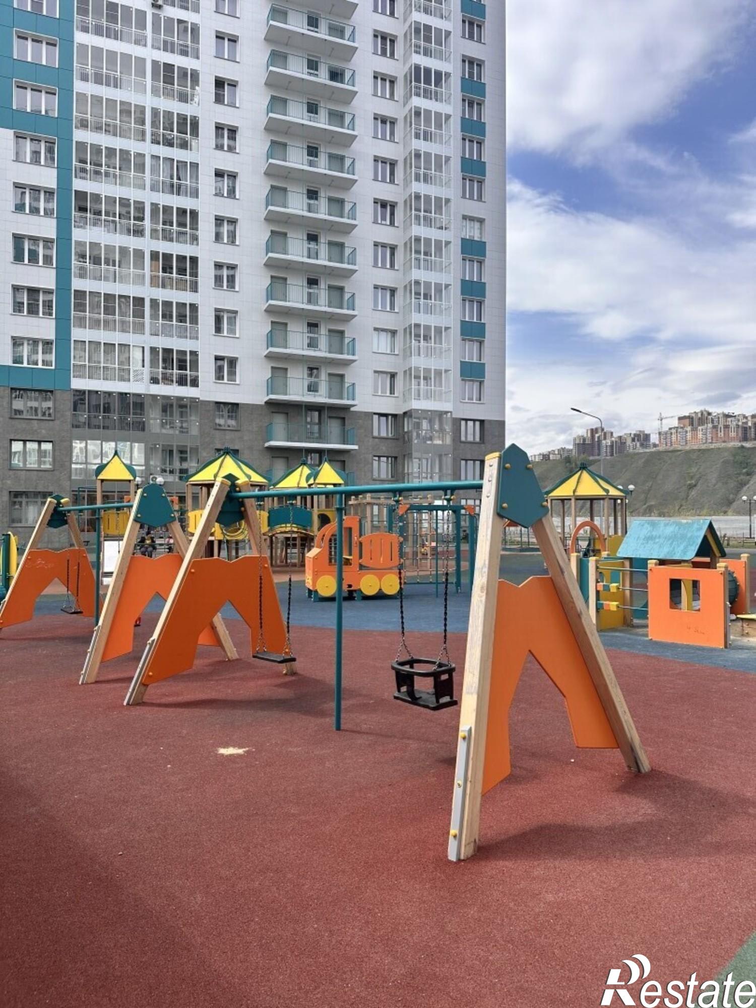 Купить квартиру за 5 913 600 рублей на Лесников ул., 51