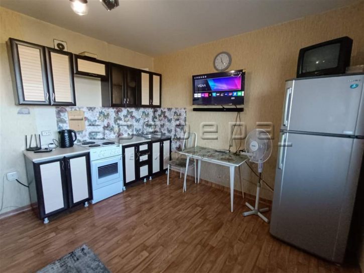 1-комн квартира 26 Бакинских Комиссаров, 5г