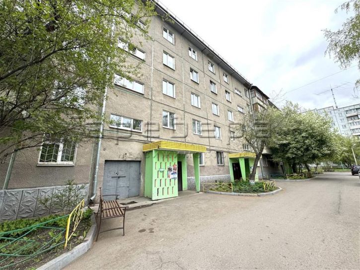 1-комн квартира Менжинского, 14а
