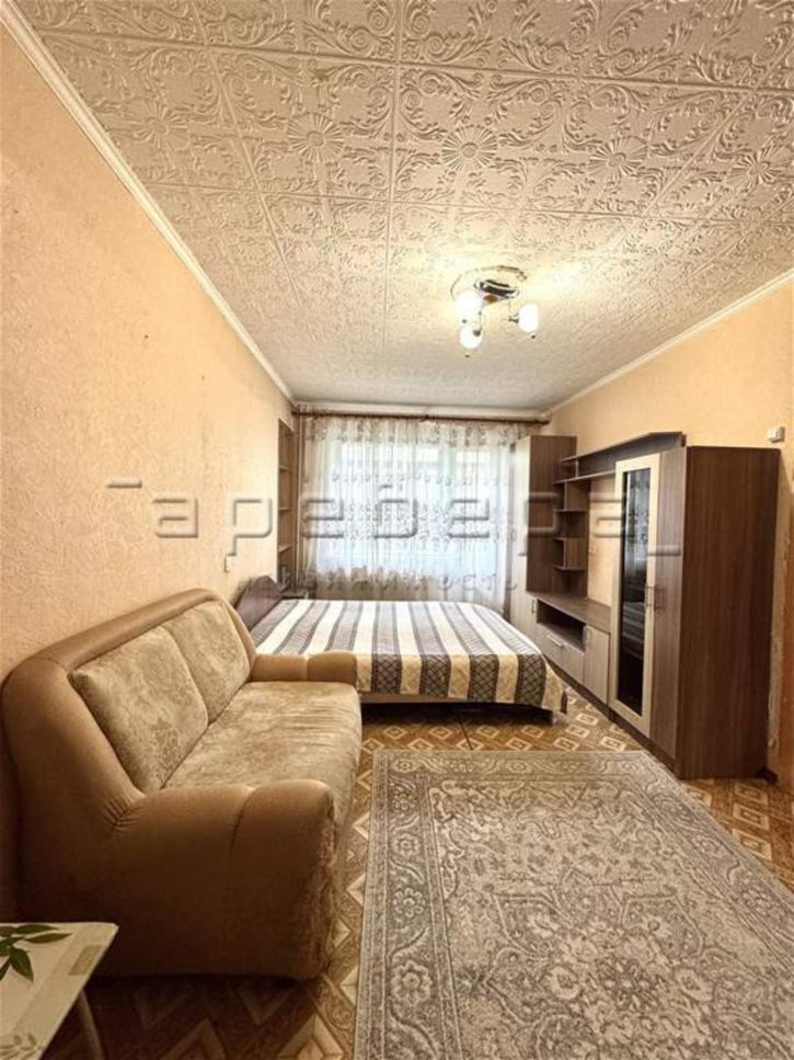 1-комн квартира Менжинского, 14а