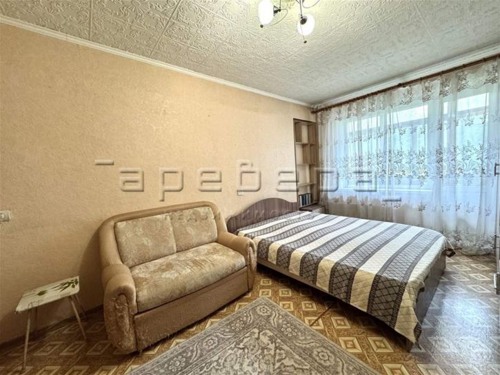 1-комн квартира Менжинского, 14а