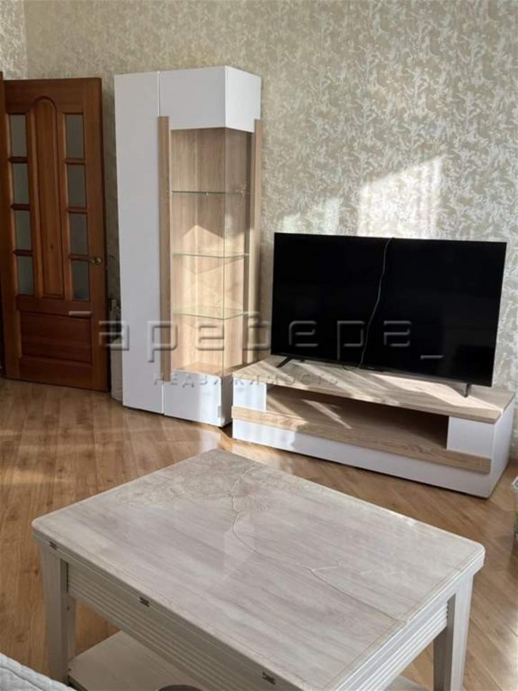 2-комн квартира Крайняя, 2а